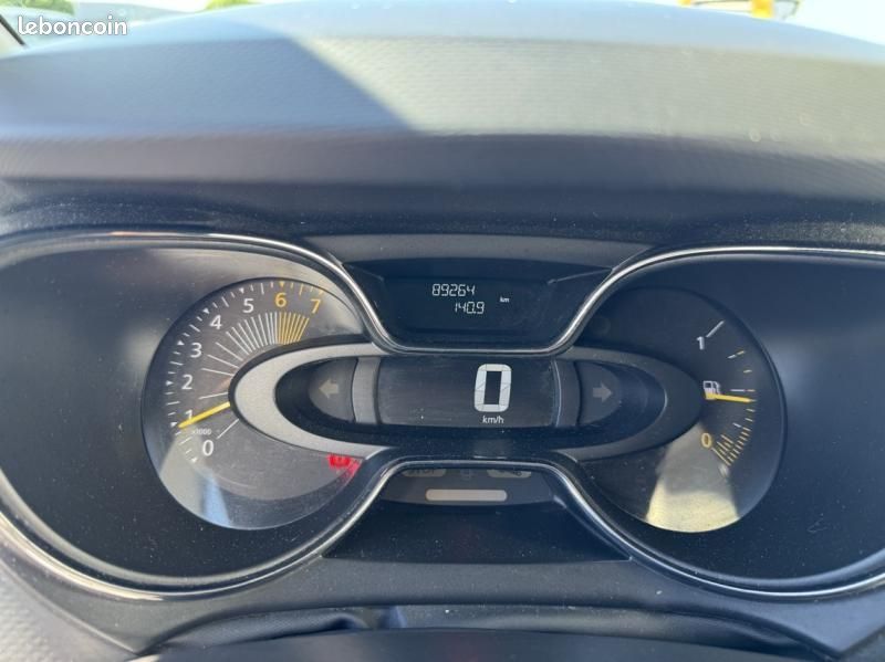 Renault Captur 0.9 TCe 90ch Stop&Start energy Intens eco² (image 12)