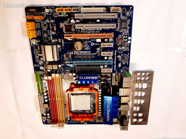 Carte Mère Gigabyte GA-MA720-US3 Socket AM2+ - Occasion Fonctionnelle, Format ATX, 4 Slots DDR2