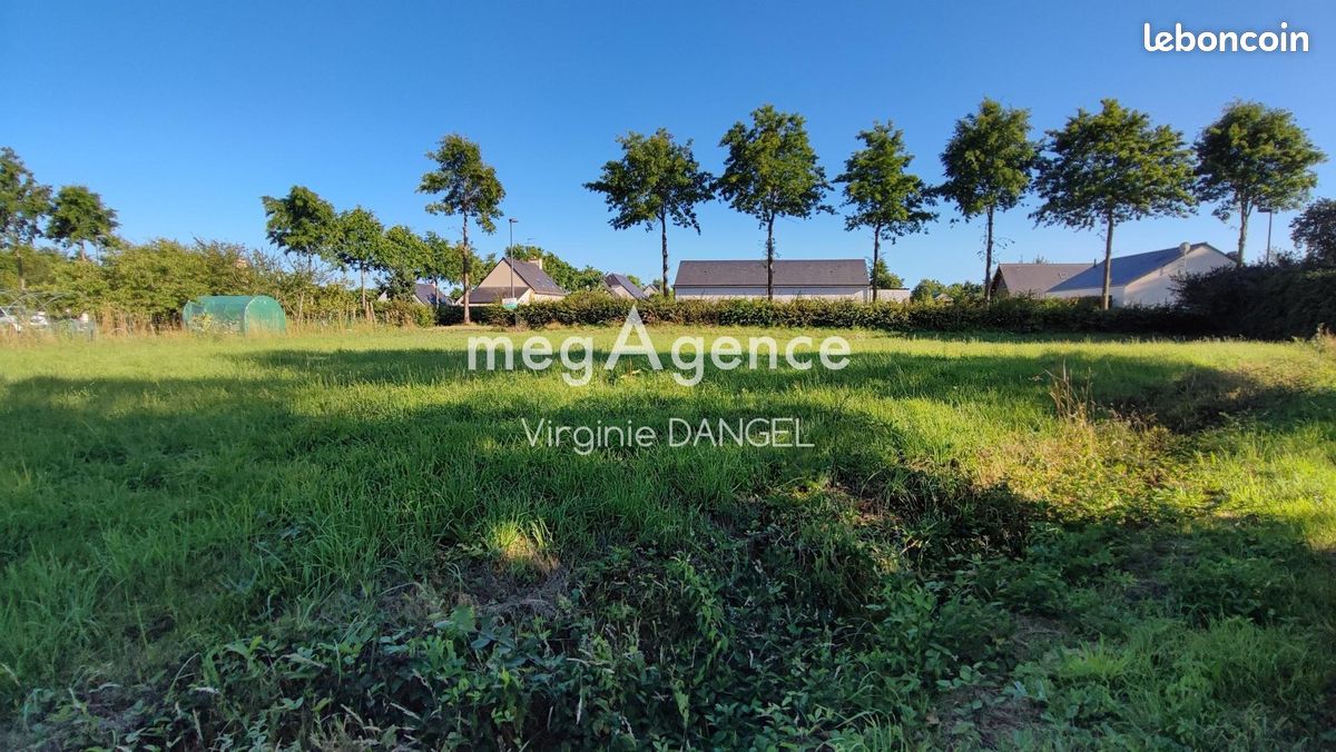 Terrain 1086 m² · à Saint-Guyomard · 1 086 m² · 115 800 €