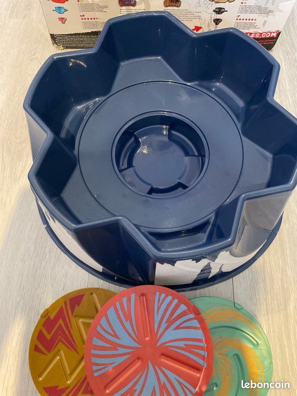 Arène Beyblade Métal Masters (image 3)