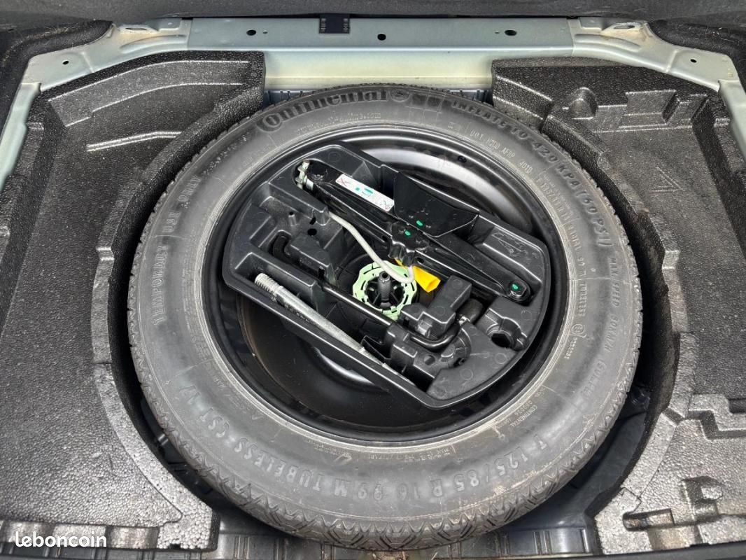 Peugeot 308 GENERATION-II 1.2 THP 130 STYLE EAT BVA (image 19)