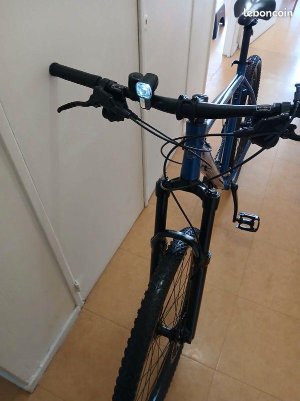 Vélo 27.5 pouces NAKAMURA SUMMIT 720.Le Vélo état neufs (image 8)
