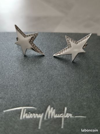 Boucles D'Oreilles Thierry Mugler Occasion - Métal Argenté Avec Clip - Bijou De Créateur Signé