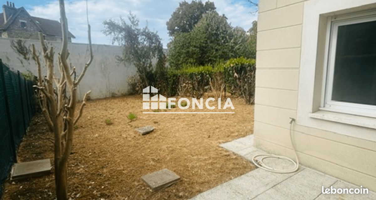 Apartment (image 10)