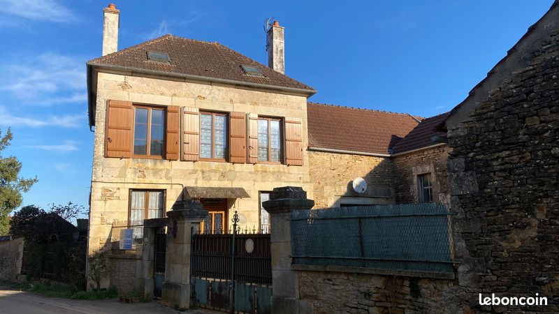 Maison 5 pièces 70 m² · à Coutarnoux · 70 m² · 85 000 €