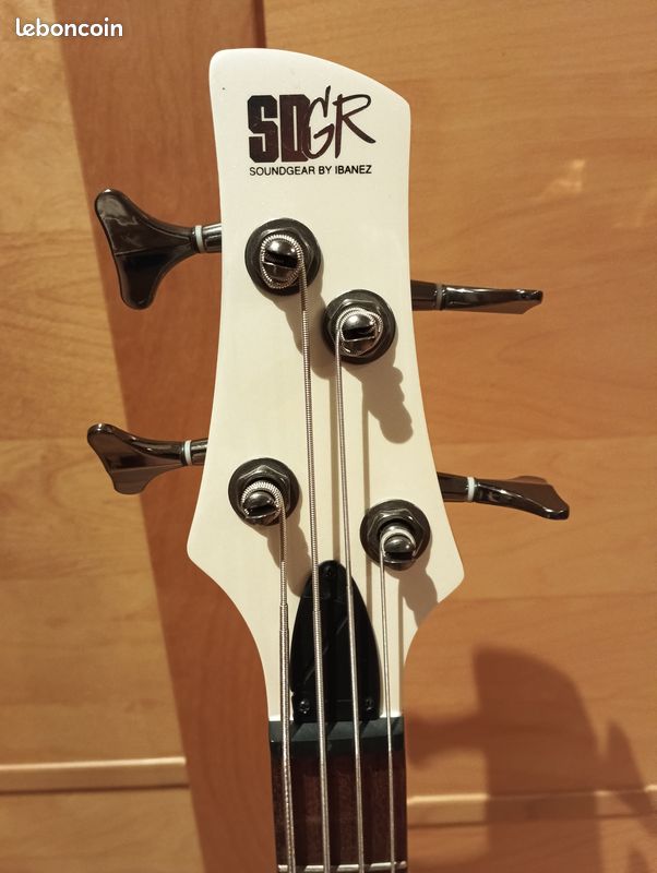 Basse Ibanez SR300E (image 5)