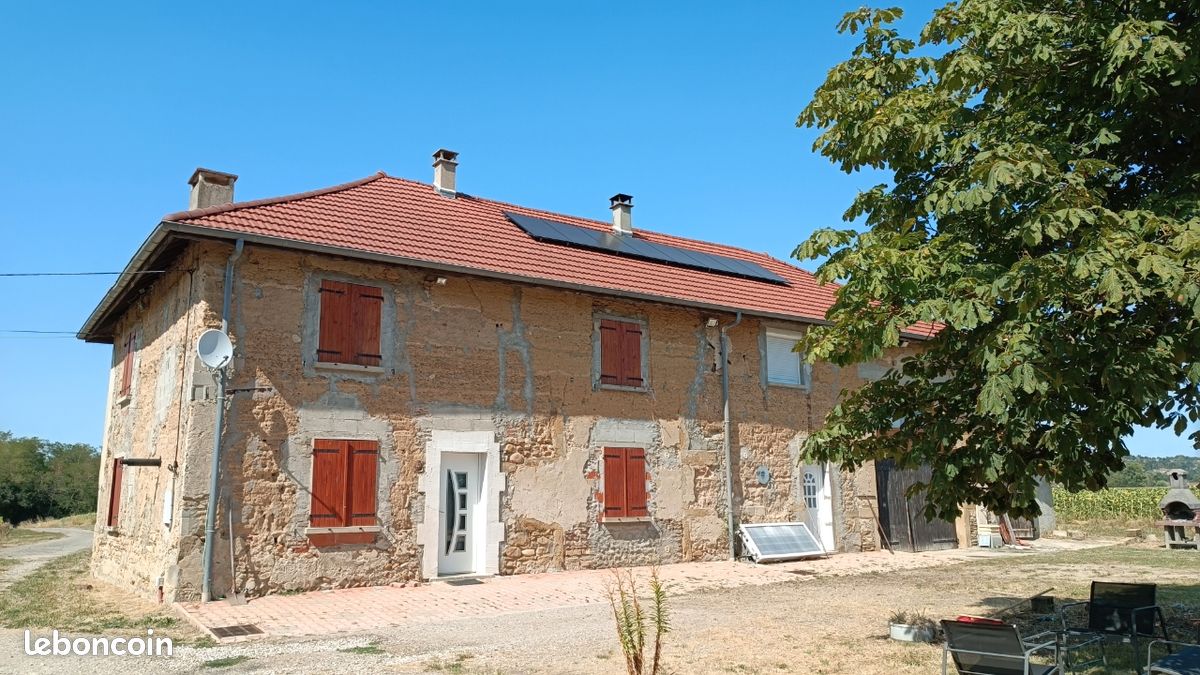 URGENT Corps de ferme 225m² (Lyon/Valence) - Chauffage neuf (image 1)