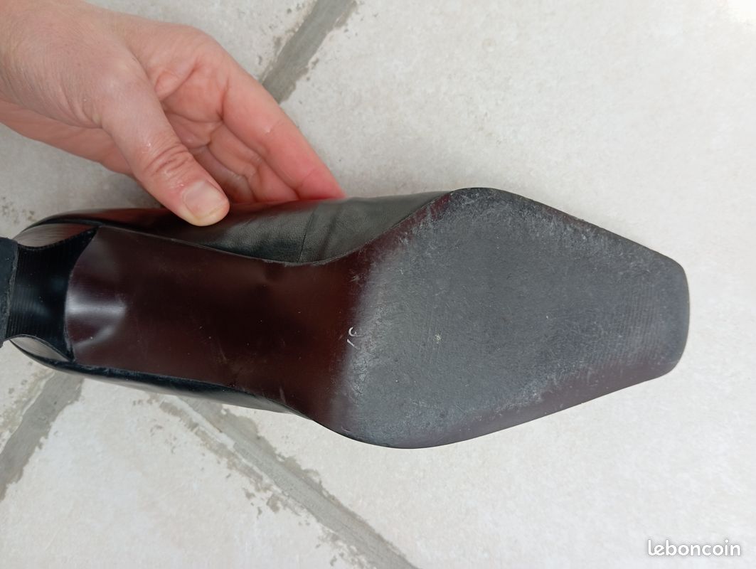 Escarpin noir en cuir taille 37 avec boucle talon 7,5 cm San Marina (image 3)