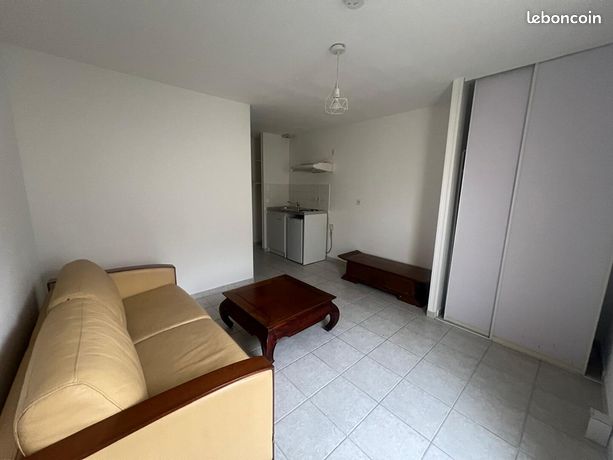 Studio 1 pièce 20 m²