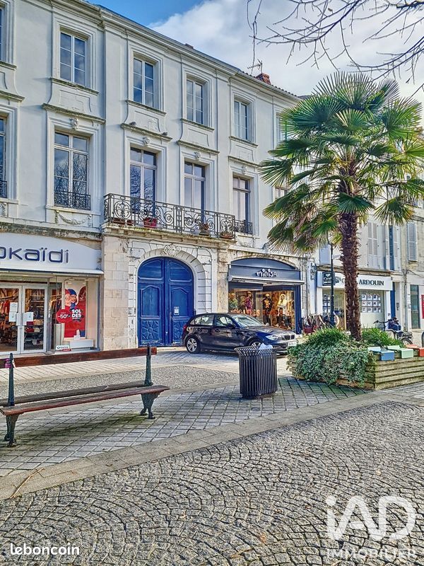 Appartement 4 pièces 118 m² · à Rochefort · 118 m² · 299 000 €