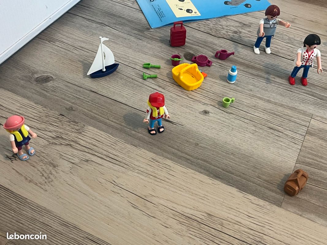 Playmobil 4144 voiture familiale + remorque et bateau (image 3)