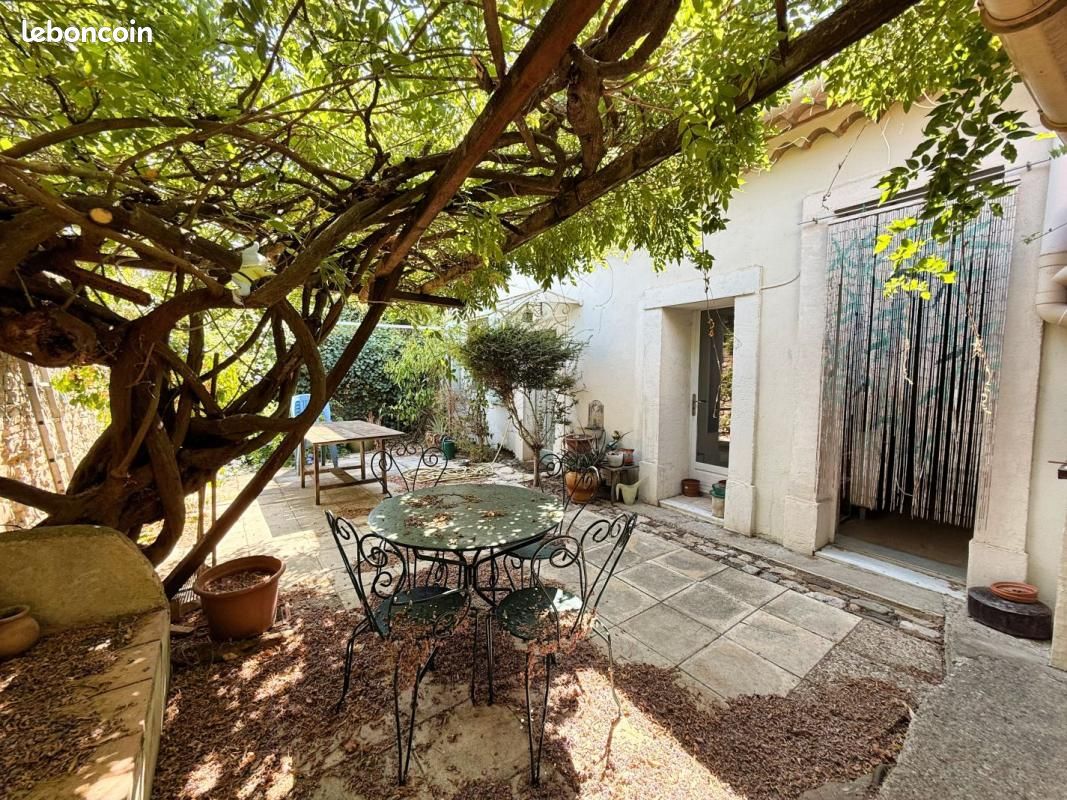 Maison 6 pièces 205 m² · à Argeliers · 205 m² · 219 000 €