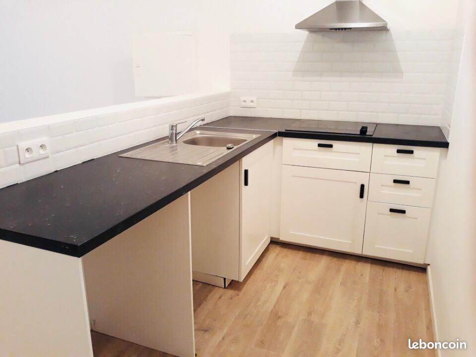 Appartement 2 pièces + terrasse - Nontron 24300 (image principale 1)