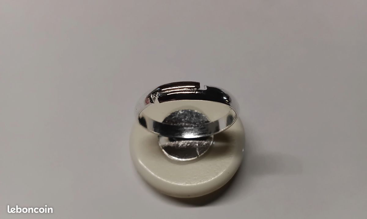 Bague 💍 artisanale ajustable en polyester, plastique, anneau en laiton, diamètre du bijou 25mm (image 12)
