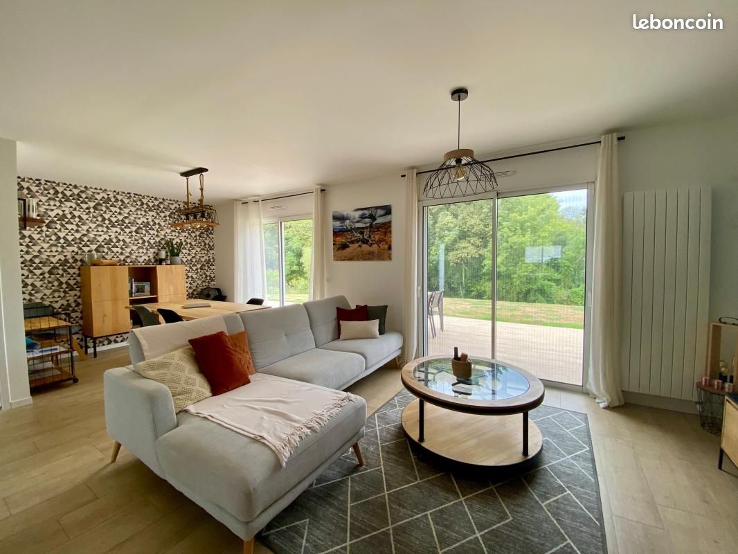 Maison 3 pièces 99 m² · à Urcuit · 99 m² · 1 745 €