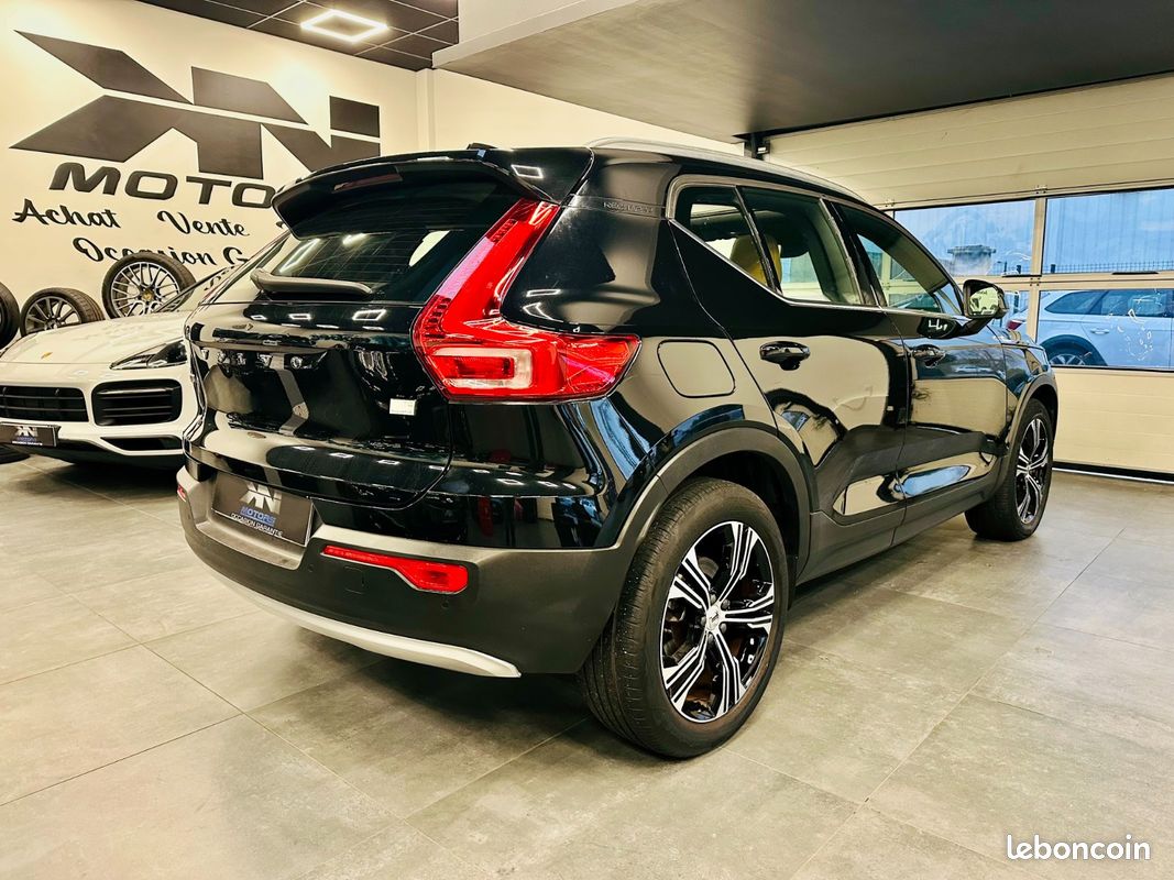 Volvo XC40 T5 Recharge 180+82 ch DCT7 ULTIMATE toit ouvrant Swaroszky harman Kardon TVA RECUP garantie 12 mois (image 16)