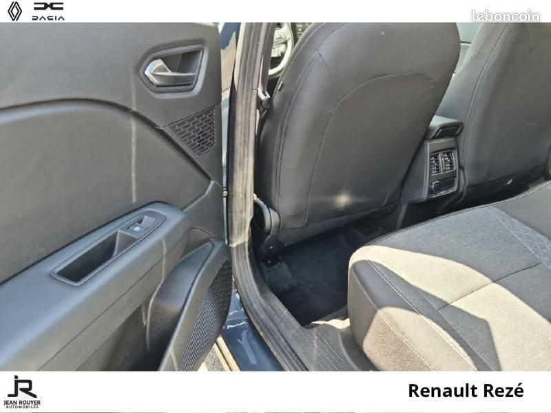 Renault Captur 1.6 E-Tech hybride 145ch Equilibre (image 27)