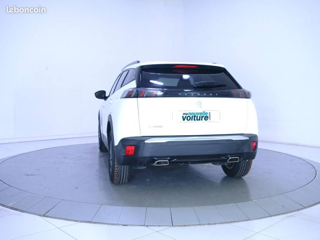 Peugeot 2008 PureTech 130 S&S EAT8 - Style (image 7)