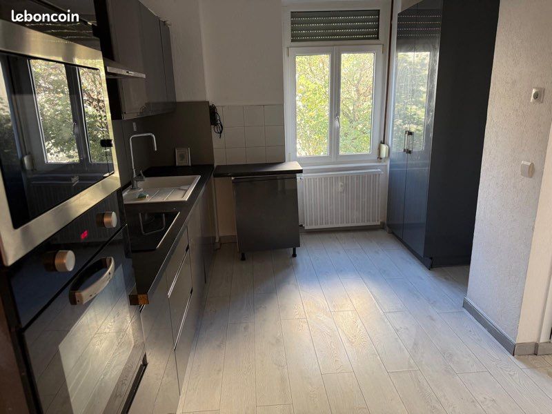 Appartement 3 pièces 80 m² · à Huningue · 80 m² · 1 100 €/mois