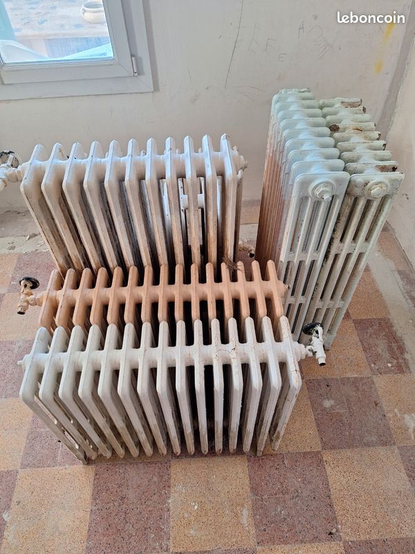 Radiateur en fonte année 60 (image 3)