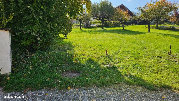 Terrain 700 m² Arvillard