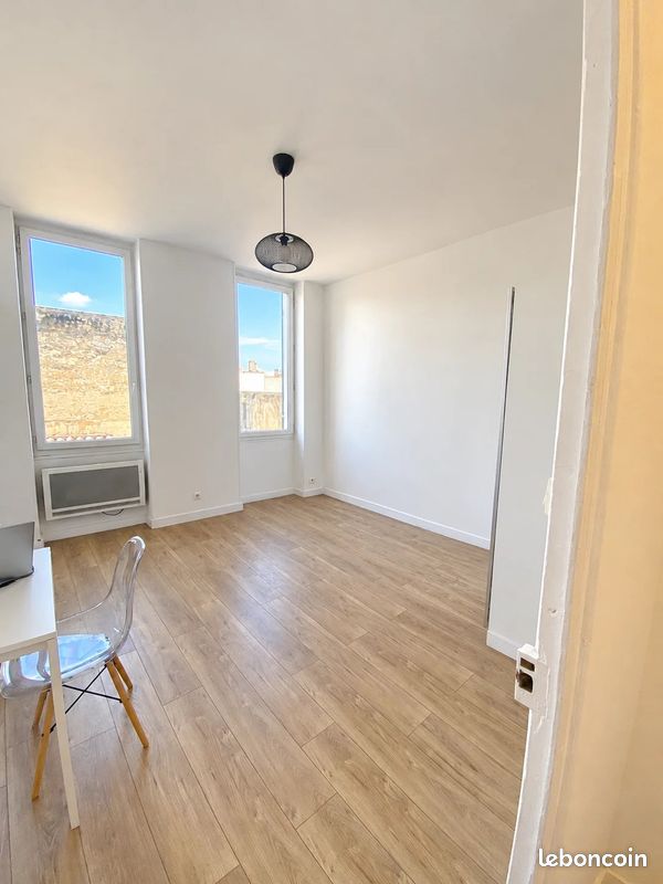 Appartement 1 pièce 28 m² · à Marseille · 28 m² · 680 €/mois