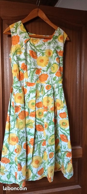 Robe (image 2)
