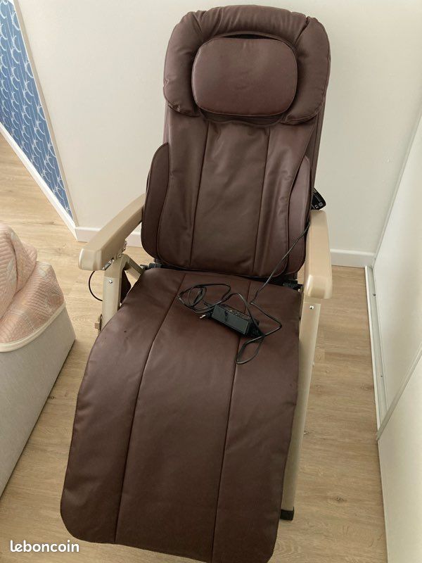 Fauteuil Massant Chauffant BUT - Gris Anthracite - Excellent état (servi 3 Fois)