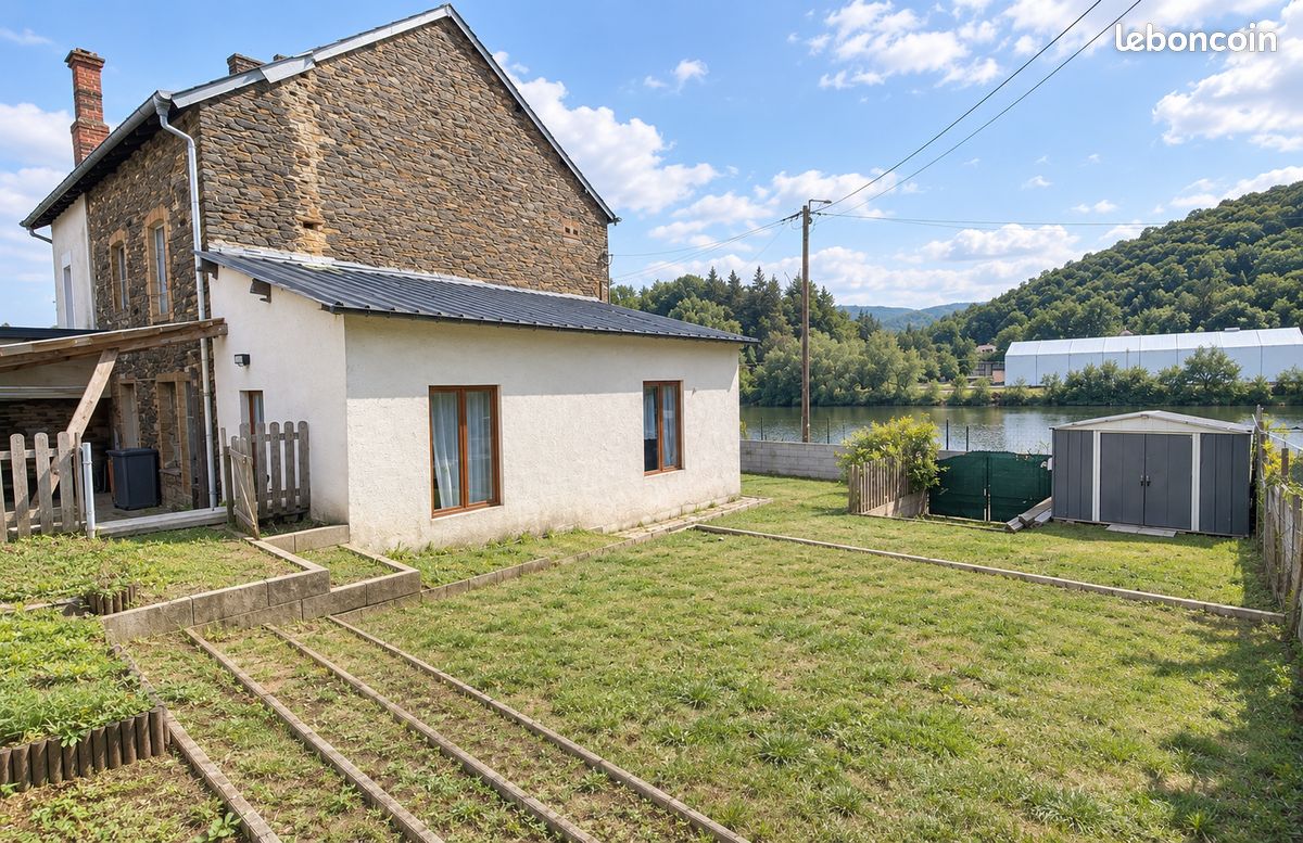 Maison 7 pièces 134 m² · à Bogny-sur-Meuse · 134 m² · 155 000 €