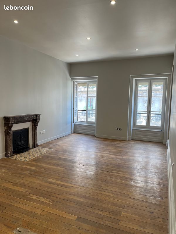 Appartement 4 pièces 100 m² · à Roanne · 100 m² · 895 €/mois