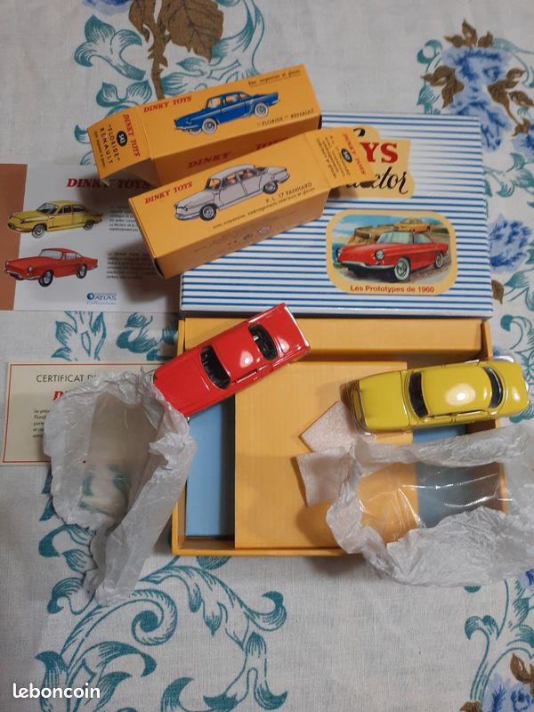 BOÎTE ORIGINE VIDE Dinky Toys FRANCE 60's 1414 Renault R8 R8 Gordini pr