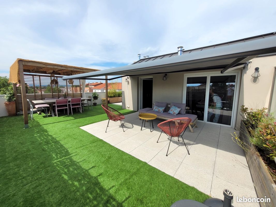 Appartement 3 pièces 67 m² · à Meyzieu · 67 m² · 305 000 €