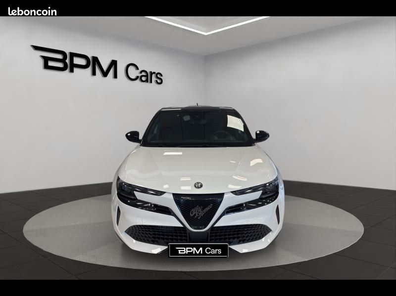 Alfa romeo Junior 1.2 Ibrida 136ch Premium DCT6 Q4 (image 2)