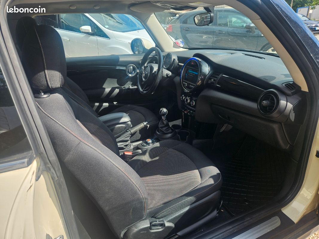 Mini Cooper f56 one D 1.5d 95 cv (image 2)