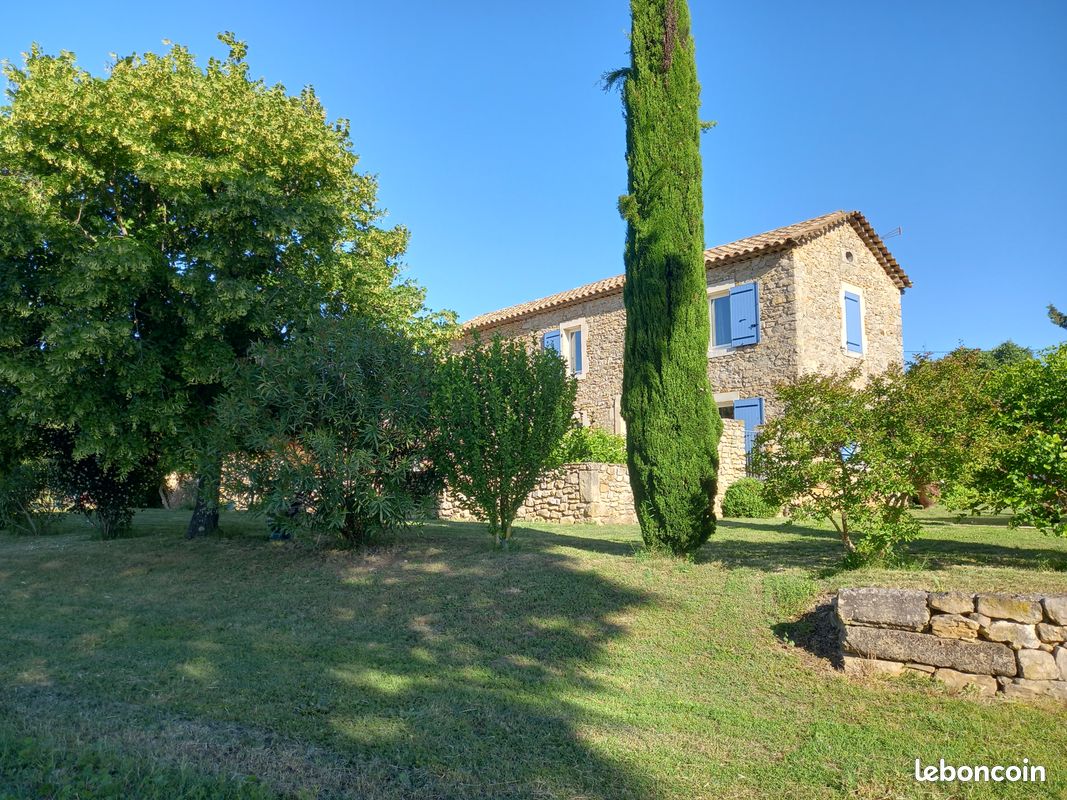 Maison 7 pièces 148 m² · à Cavillargues · 148 m² · 528 000 €