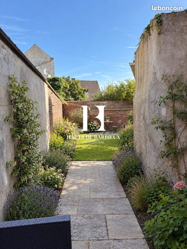 Maison 7 pièces 178 m² · à Roubaix · 178 m² · 215 000 €