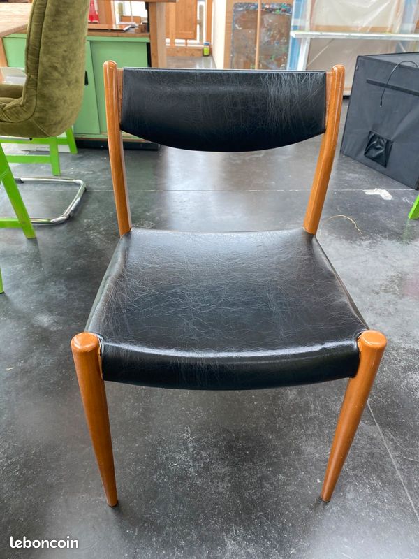 Chaise vintage cuir & bois (image 1)