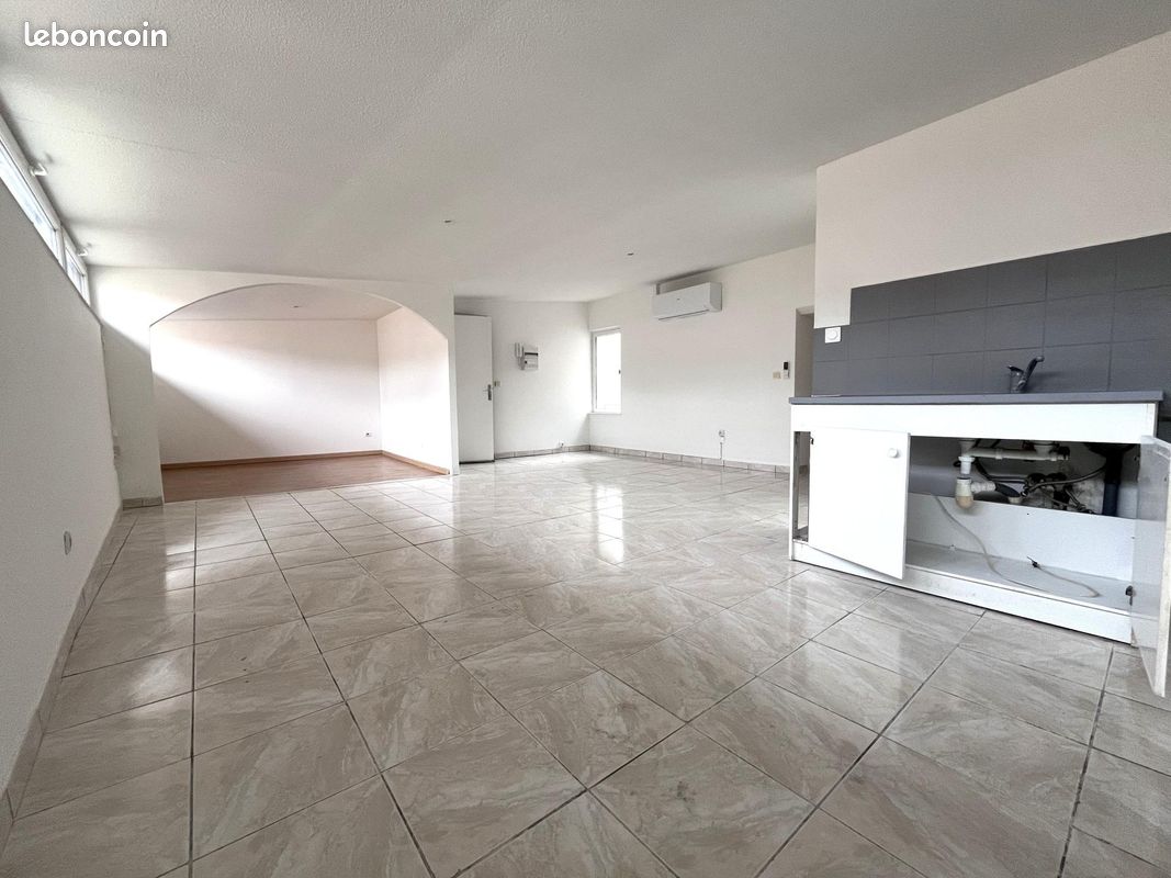 Appartement 2 pièces 58 m² · à Sète · 58 m² · 149 000 €