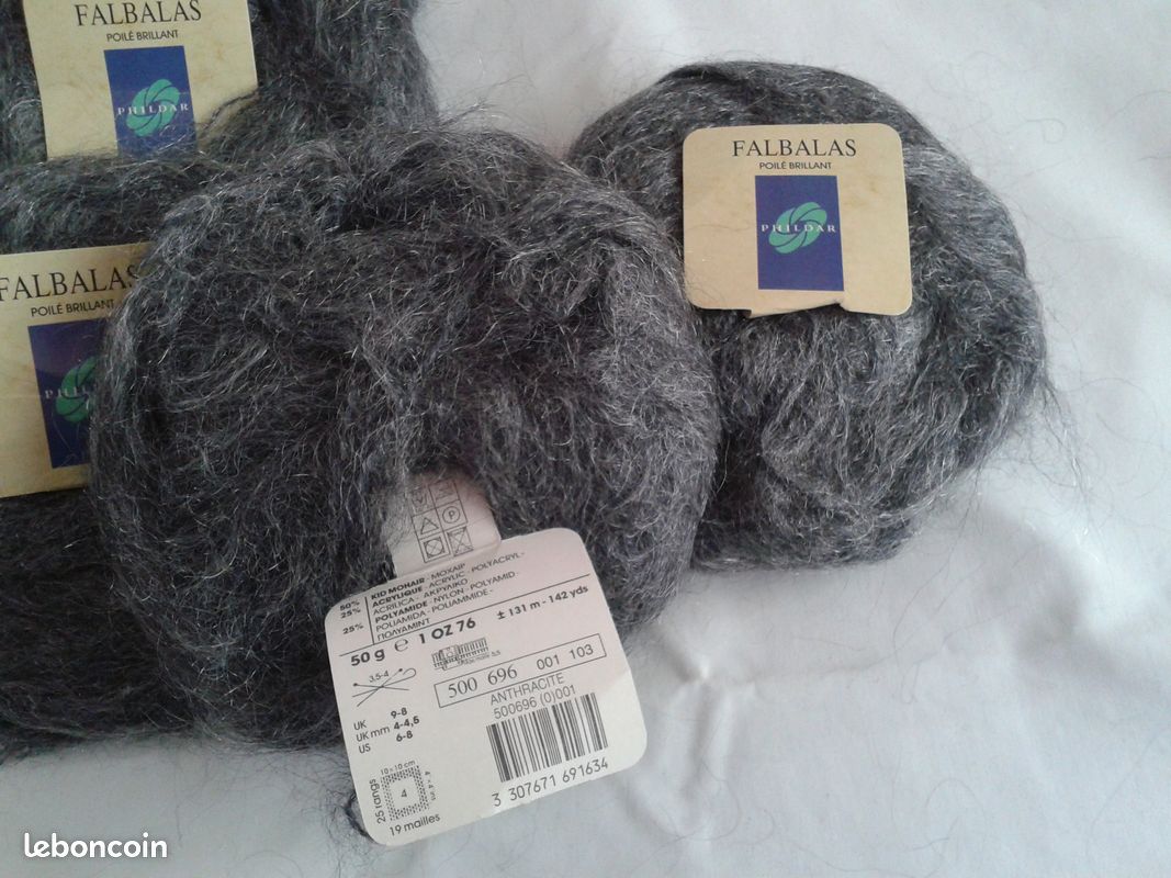 Lot De 10 Pelotes Mohair Fantaisie Gris Anthracite Avec Pompons Colorés - Idéal Tricot & Crochet