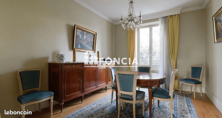 https://img.leboncoin.fr/api/v1/lbcpb1/images/a3/c8/02/a3c8029bf60bb9085273267b2b17264d2046aafb.jpg?rule=ad-image