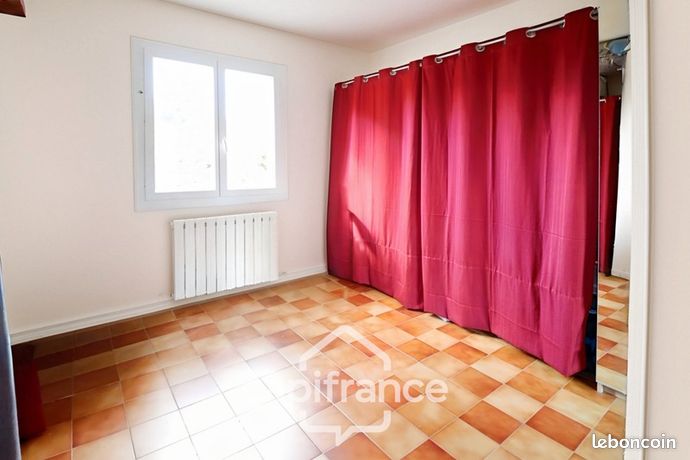 https://img.leboncoin.fr/api/v1/lbcpb1/images/a3/c8/80/a3c880e34312ba099f7b9fa20e738ae11e1282c4.jpg?rule=ad-image
