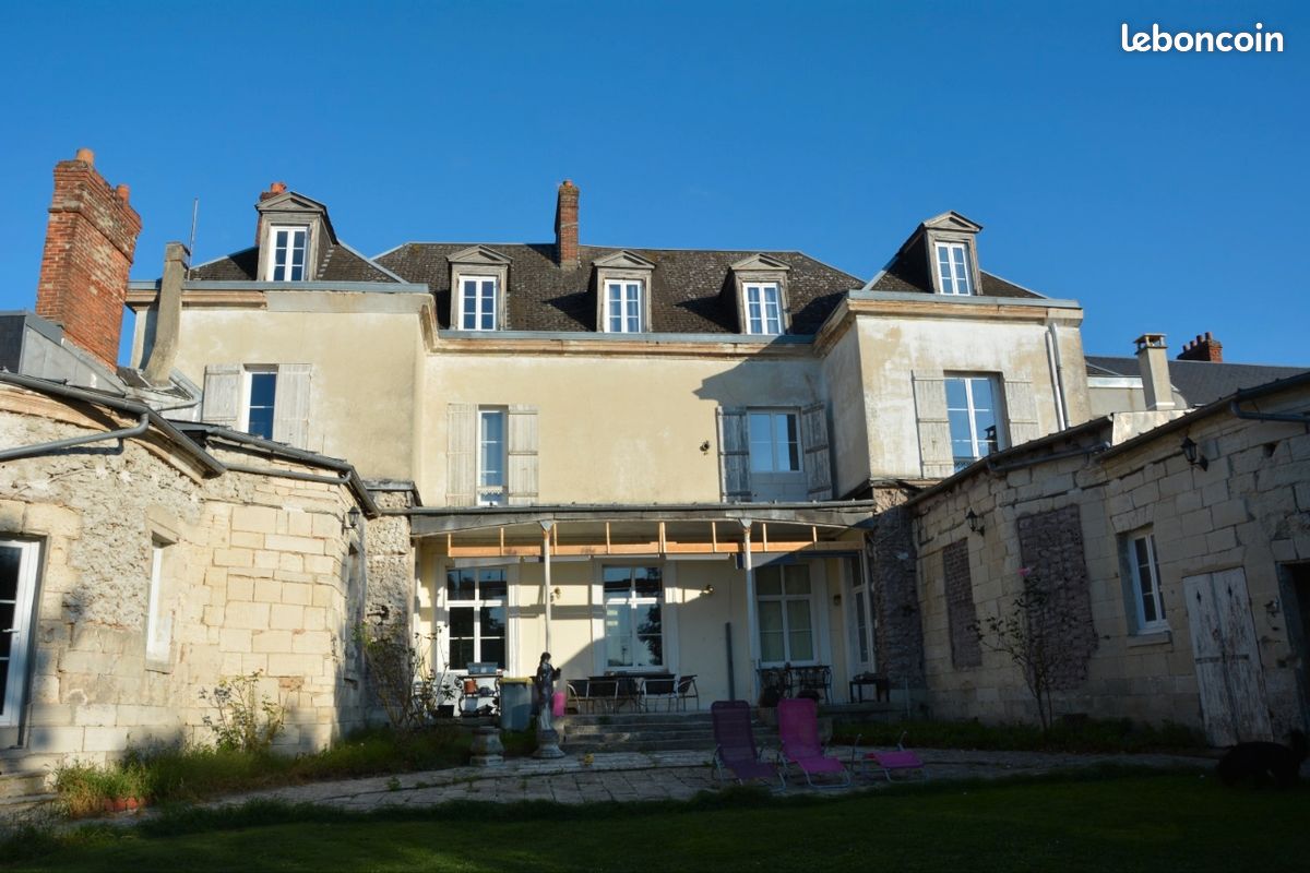 Maison 17 pièces 415 m² · à Fère-en-Tardenois · 415 m² · 400 000 €