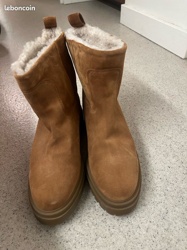 Boots bash (image 3)