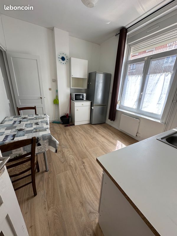 Appartement 1 pièce 30 m² · à Lille · 30 m² · 605 €
