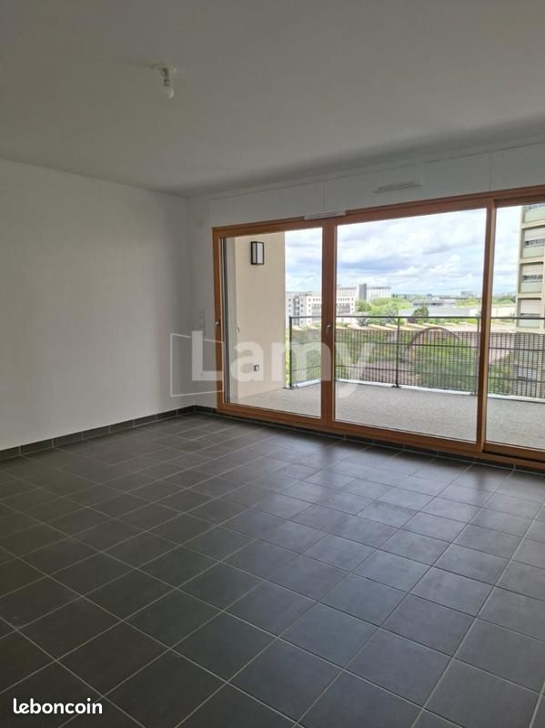 Appartement 4 pièces 93 m² · à Colombes · 93 m² · 1 634 €