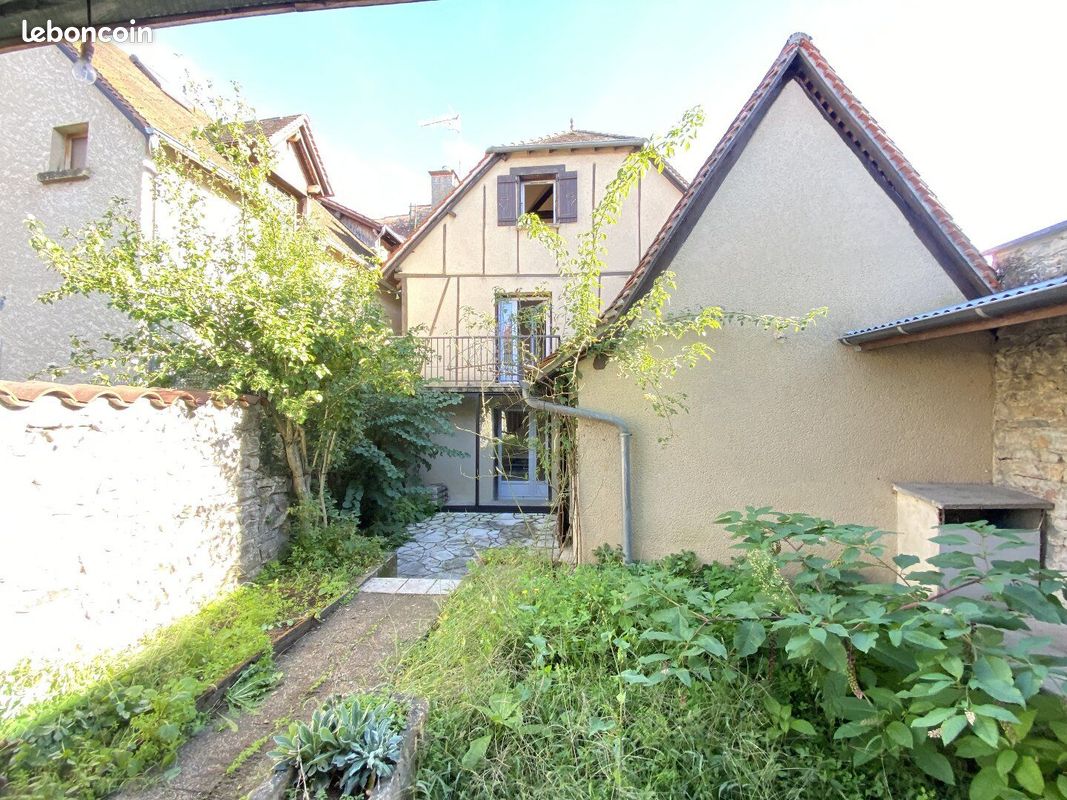 Maison 4 pièces 86 m² · à Bretenoux · 86 m² · 152 000 €