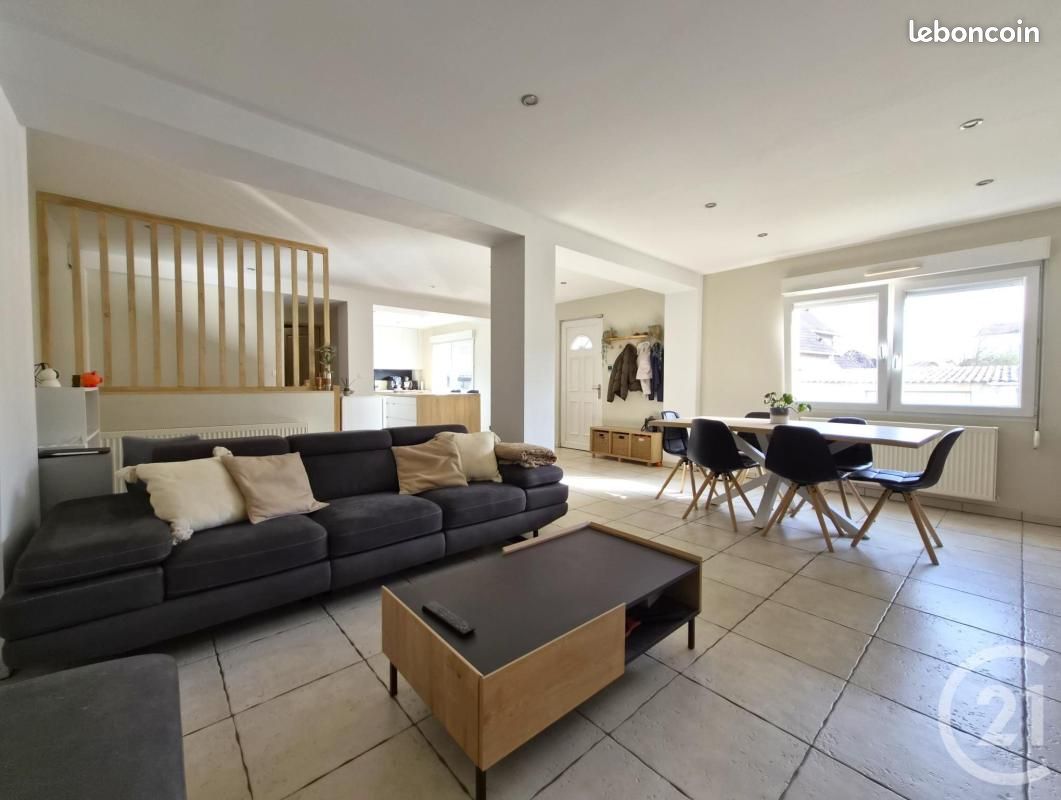 Appartement 5 pièces 116 m² · à Maizières-lès-Metz · 116 m² · 235 000 €