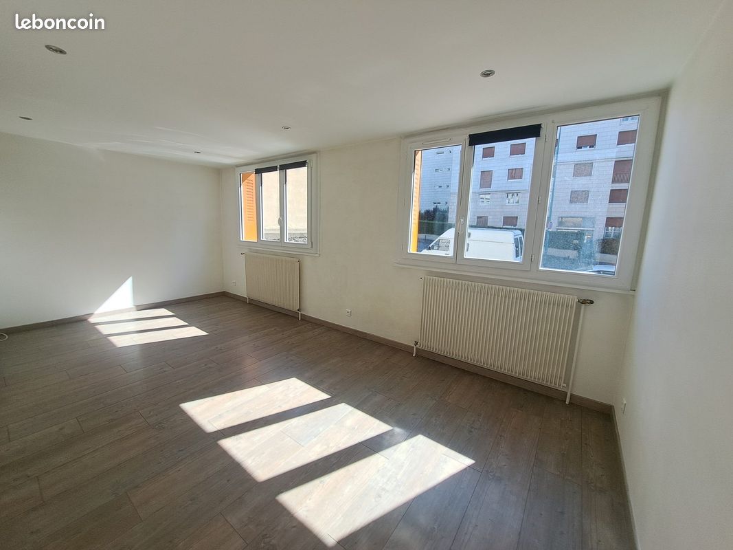 Appartement 2 pièces 46 m² · à Clermont-Ferrand · 46 m² · 650 €