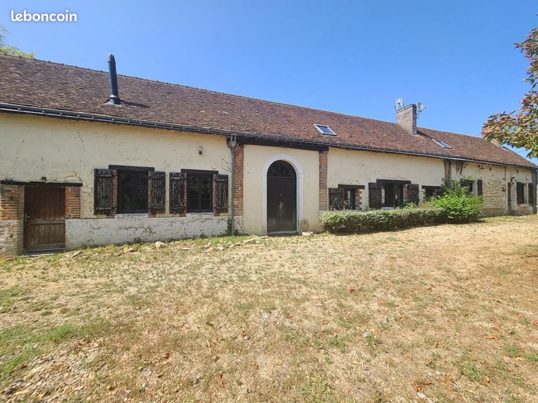 Maison 7 pièces 221 m² · à Mouliherne · 221 m² · 231 500 €