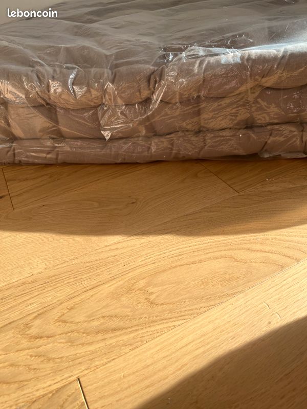 Matelas de sol capitonnée 90x90 neuf (image 2)